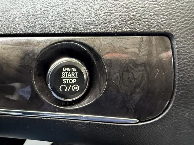 Chrysler Town & Country Touring-L 2015