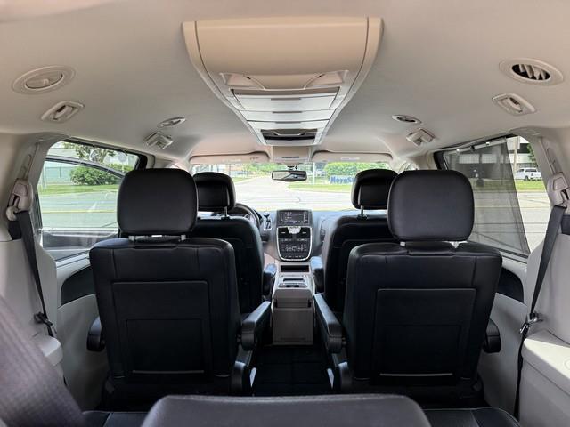 Chrysler Town & Country Touring-L 2015
