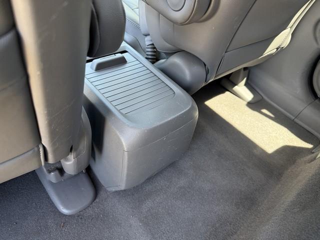 Honda CR-V EX-L 4WD 5-Speed AT 2011