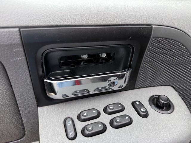 Ford F-150  2004