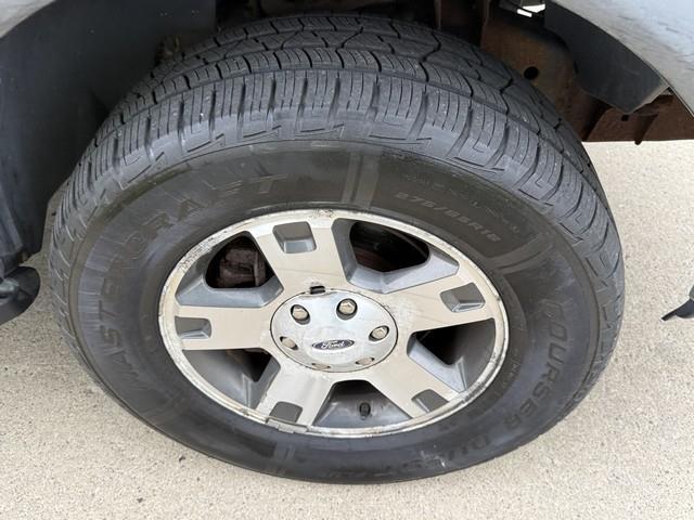 Ford F-150  2004