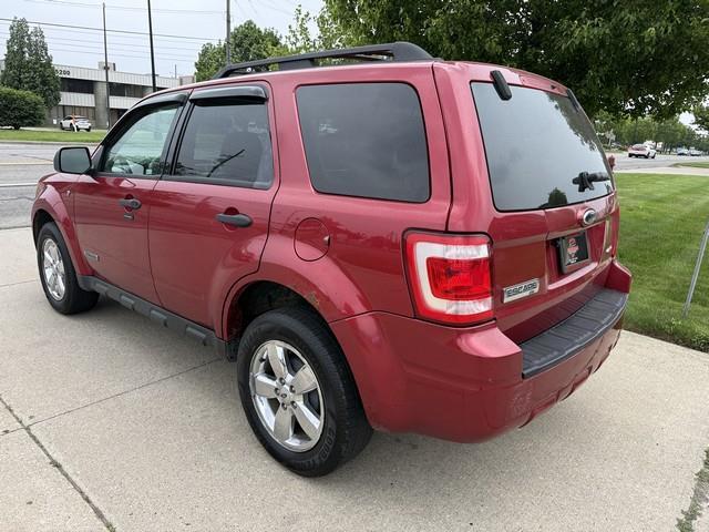 Ford Escape  2008