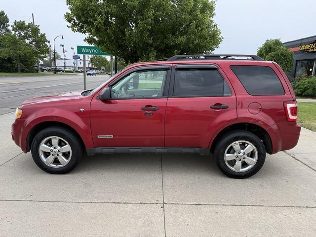Ford Escape  2008