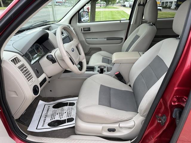 Ford Escape  2008