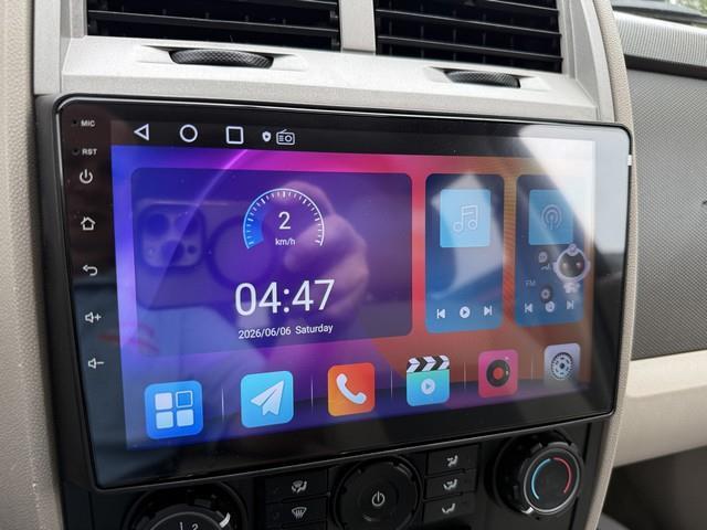 Ford Escape  2008