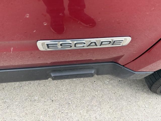 Ford Escape  2008