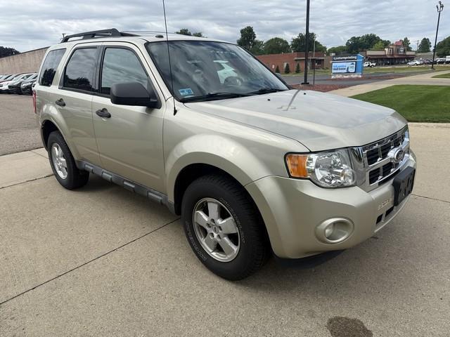Ford Escape 4dr 103" WB 2.3L XLT 4WD 2011
