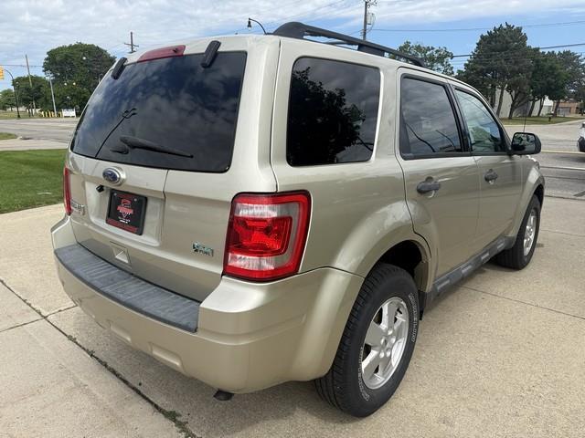 Ford Escape 4dr 103" WB 2.3L XLT 4WD 2011