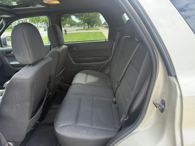 Ford Escape 4dr 103" WB 2.3L XLT 4WD 2011