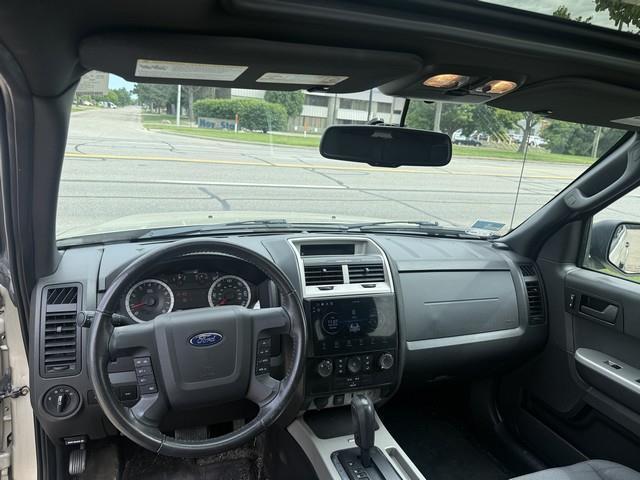 Ford Escape 4dr 103" WB 2.3L XLT 4WD 2011
