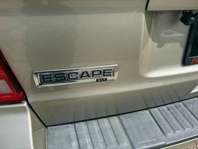 Ford Escape 4dr 103" WB 2.3L XLT 4WD 2011
