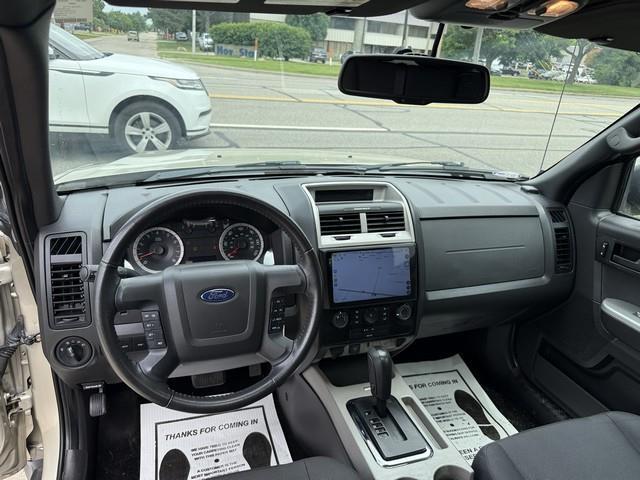 Ford Escape 4dr 103" WB 2.3L XLT 4WD 2011