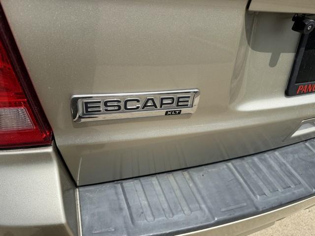 Ford Escape 4dr 103" WB 2.3L XLT 4WD 2011