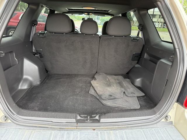Ford Escape 4dr 103" WB 2.3L XLT 4WD 2011