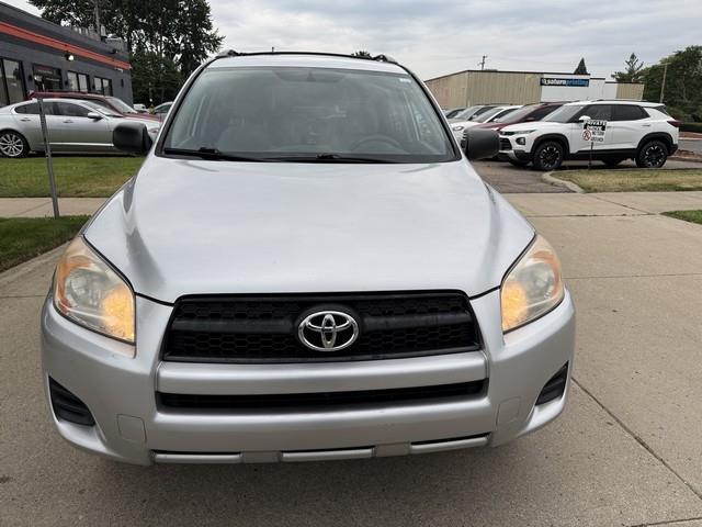 Toyota RAV4 Base I4 4WD 2011