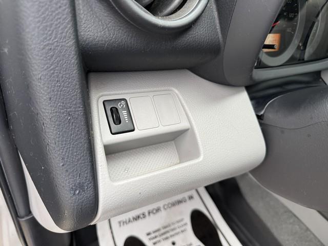Toyota RAV4 Base I4 4WD 2011