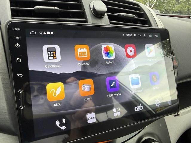 Toyota RAV4 Base I4 4WD 2011