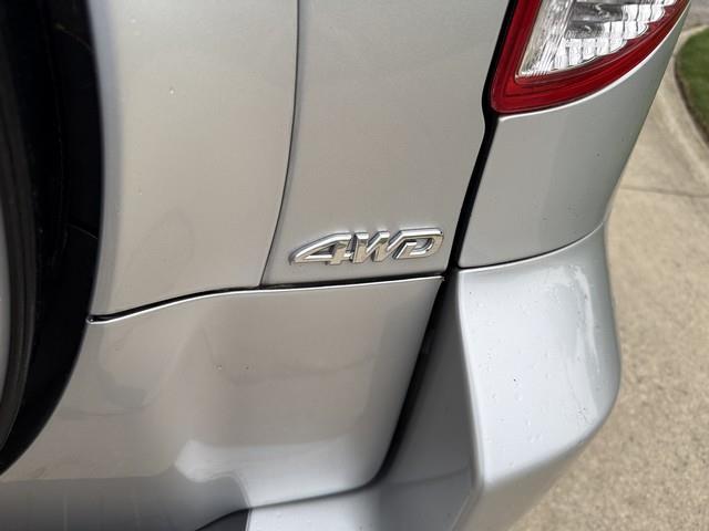Toyota RAV4 Base I4 4WD 2011