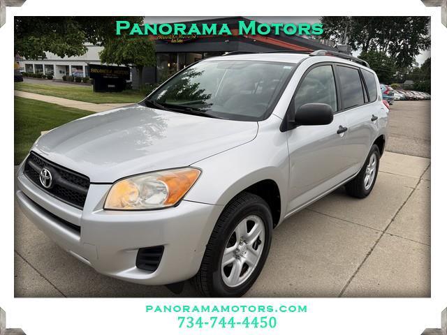 Toyota RAV4 Base I4 4WD 2011
