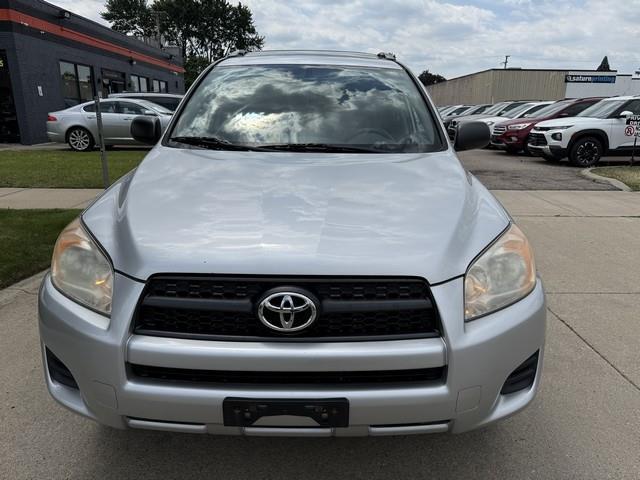Toyota RAV4 Base I4 4WD 2011