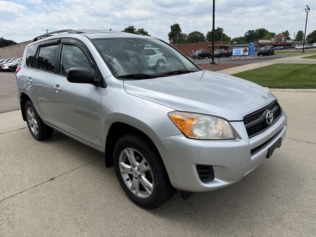 Toyota RAV4 Base I4 4WD 2011