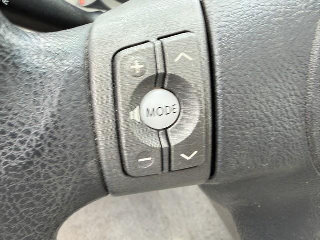 Toyota RAV4 Base I4 4WD 2011