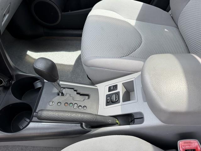 Toyota RAV4 Base I4 4WD 2011