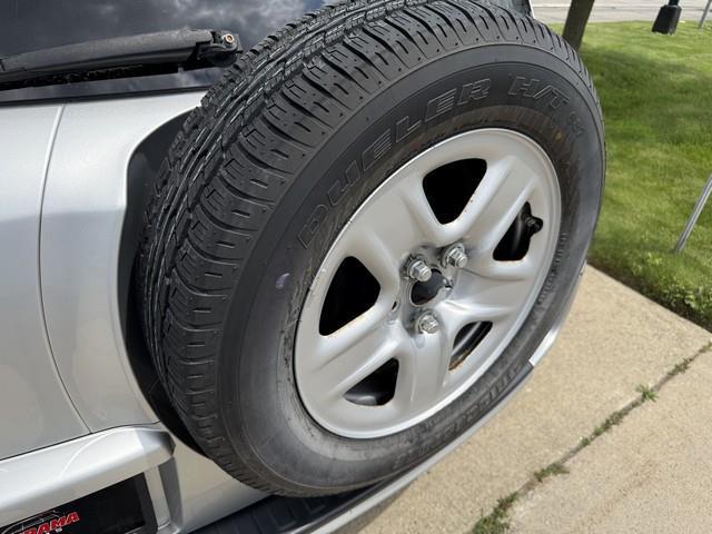 Toyota RAV4 Base I4 4WD 2011