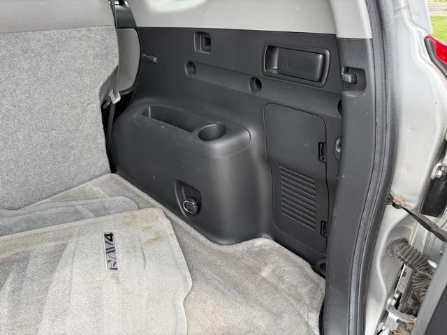 Toyota RAV4 Base I4 4WD 2011