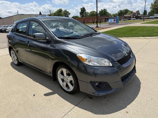 Toyota Matrix S 5-Speed AT 2009