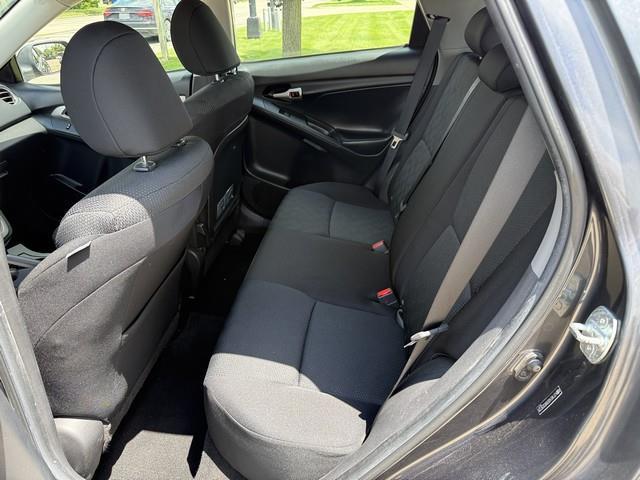 Toyota Matrix S 5-Speed AT 2009