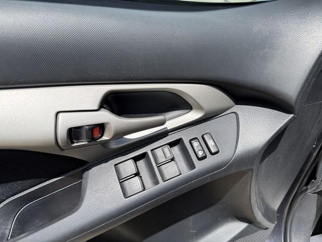 Toyota Matrix S 5-Speed AT 2009