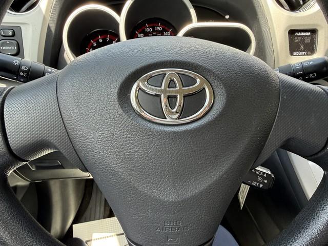 Toyota Matrix S 5-Speed AT 2009