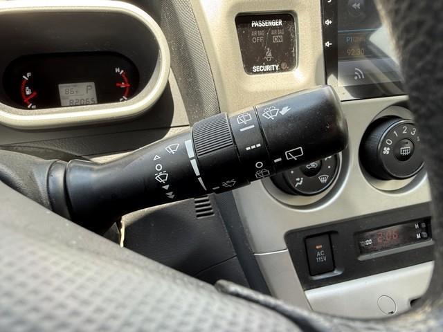 Toyota Matrix S 5-Speed AT 2009