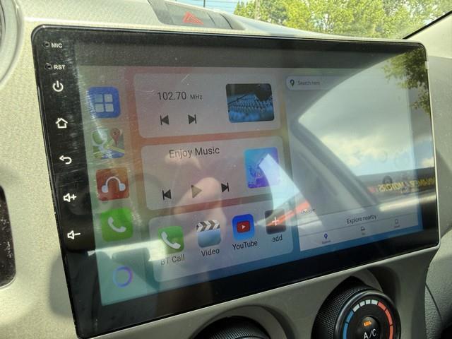 Toyota Matrix S 5-Speed AT 2009