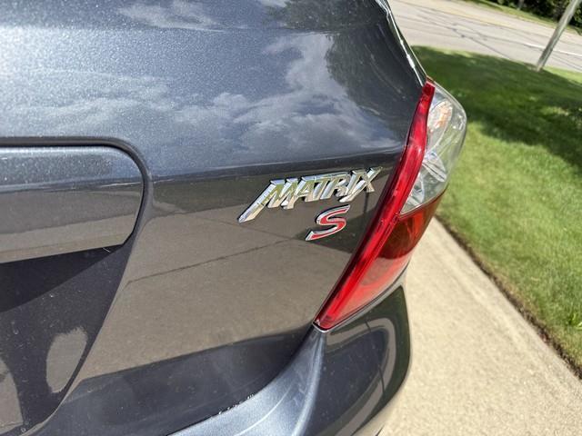 Toyota Matrix S 5-Speed AT 2009