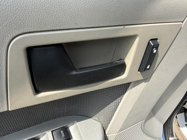 Ford Escape XLT FWD V6 2009
