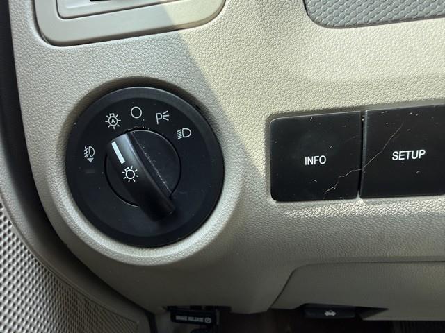 Ford Escape XLT FWD V6 2009
