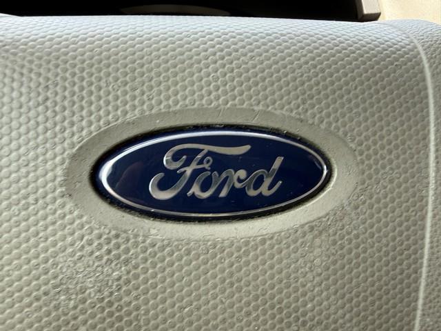 Ford Escape XLT FWD V6 2009