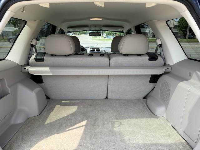 Ford Escape XLT FWD V6 2009