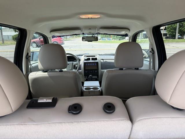 Ford Escape XLT FWD V6 2009