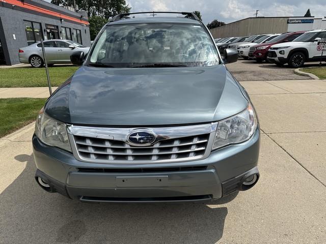 Subaru Forester 2.5X Touring 2011