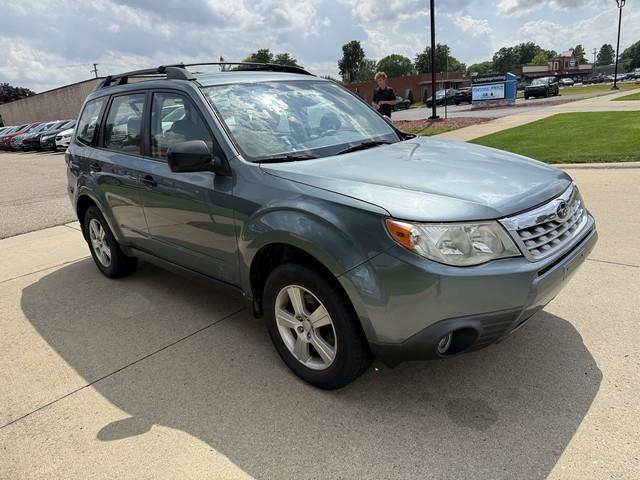Subaru Forester 2.5X Touring 2011