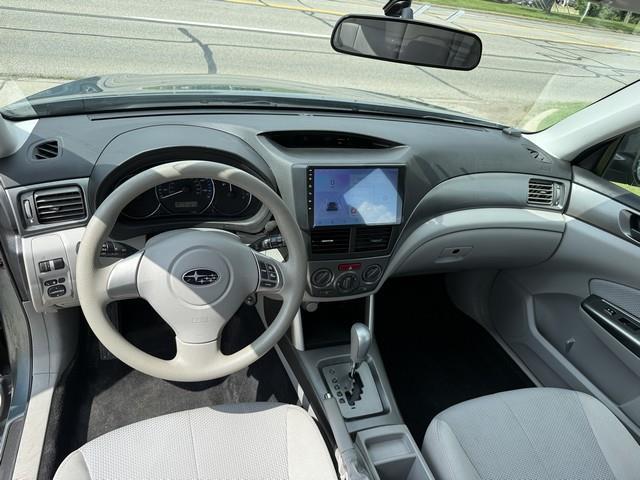 Subaru Forester 2.5X Touring 2011