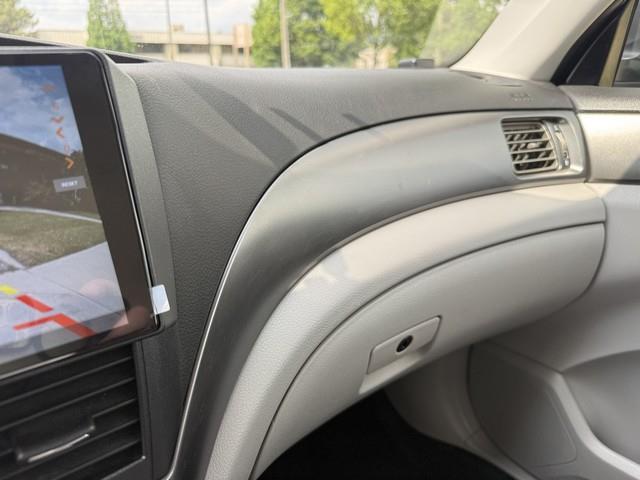 Subaru Forester 2.5X Touring 2011