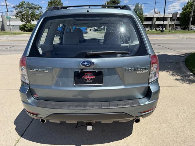Subaru Forester 2.5X Touring 2011