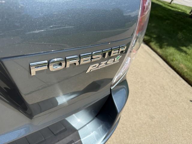 Subaru Forester 2.5X Touring 2011