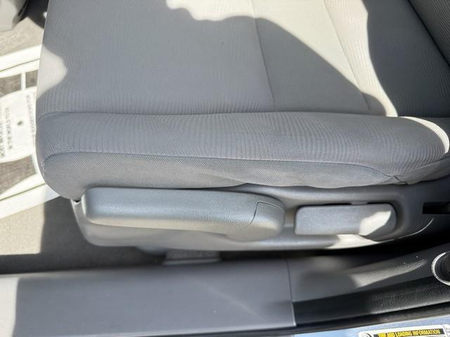 Honda CR-V LX 4WD 5-Speed AT 2010