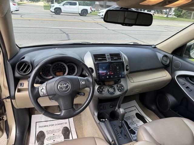 Toyota RAV4 Limited V6 4WD 2012