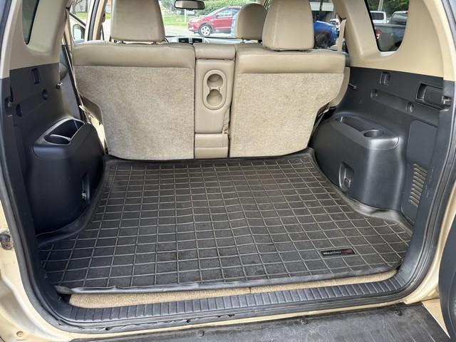 Toyota RAV4 Limited V6 4WD 2012